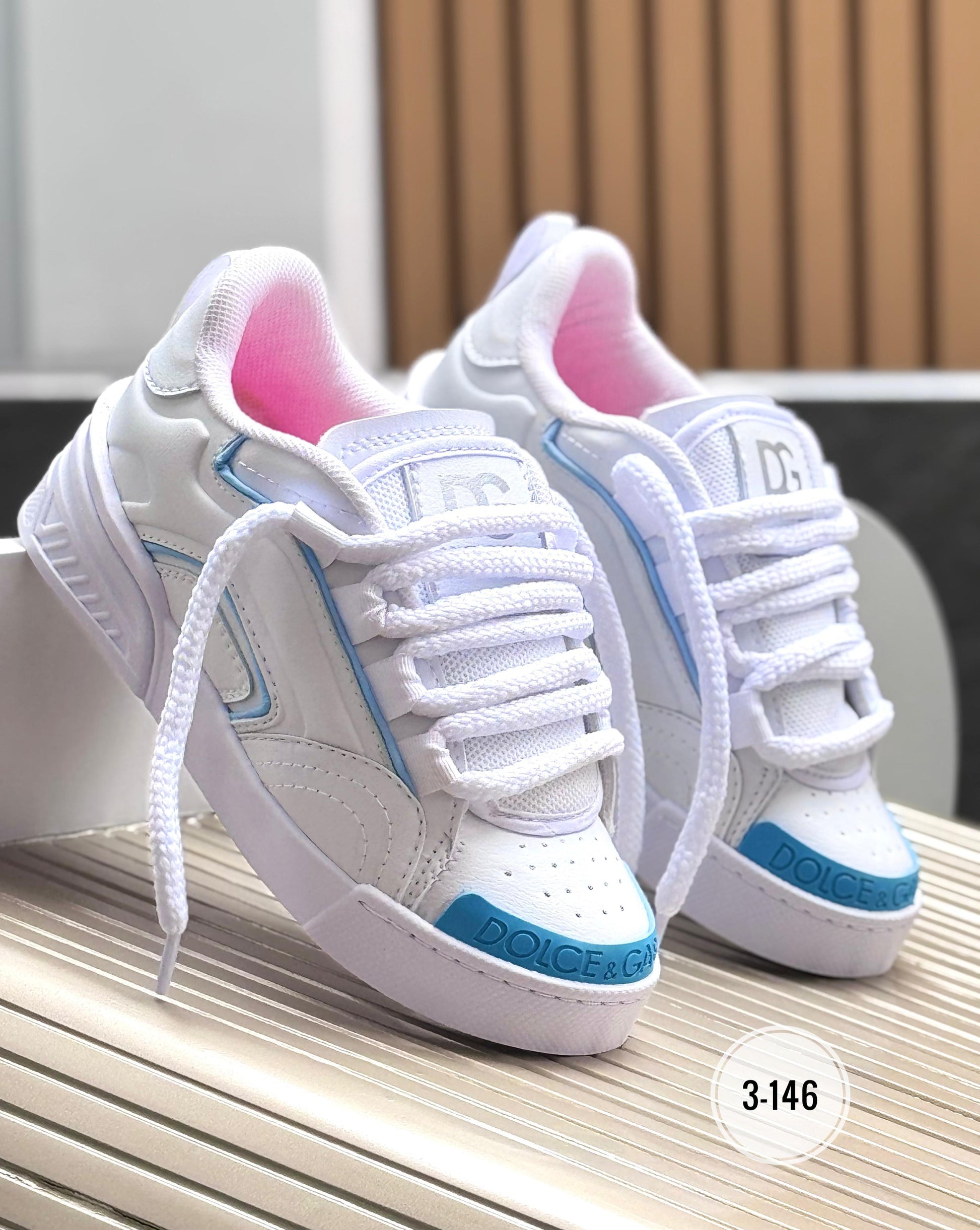 TENIS DOLCE GABANNA BLANCO X AZUL
