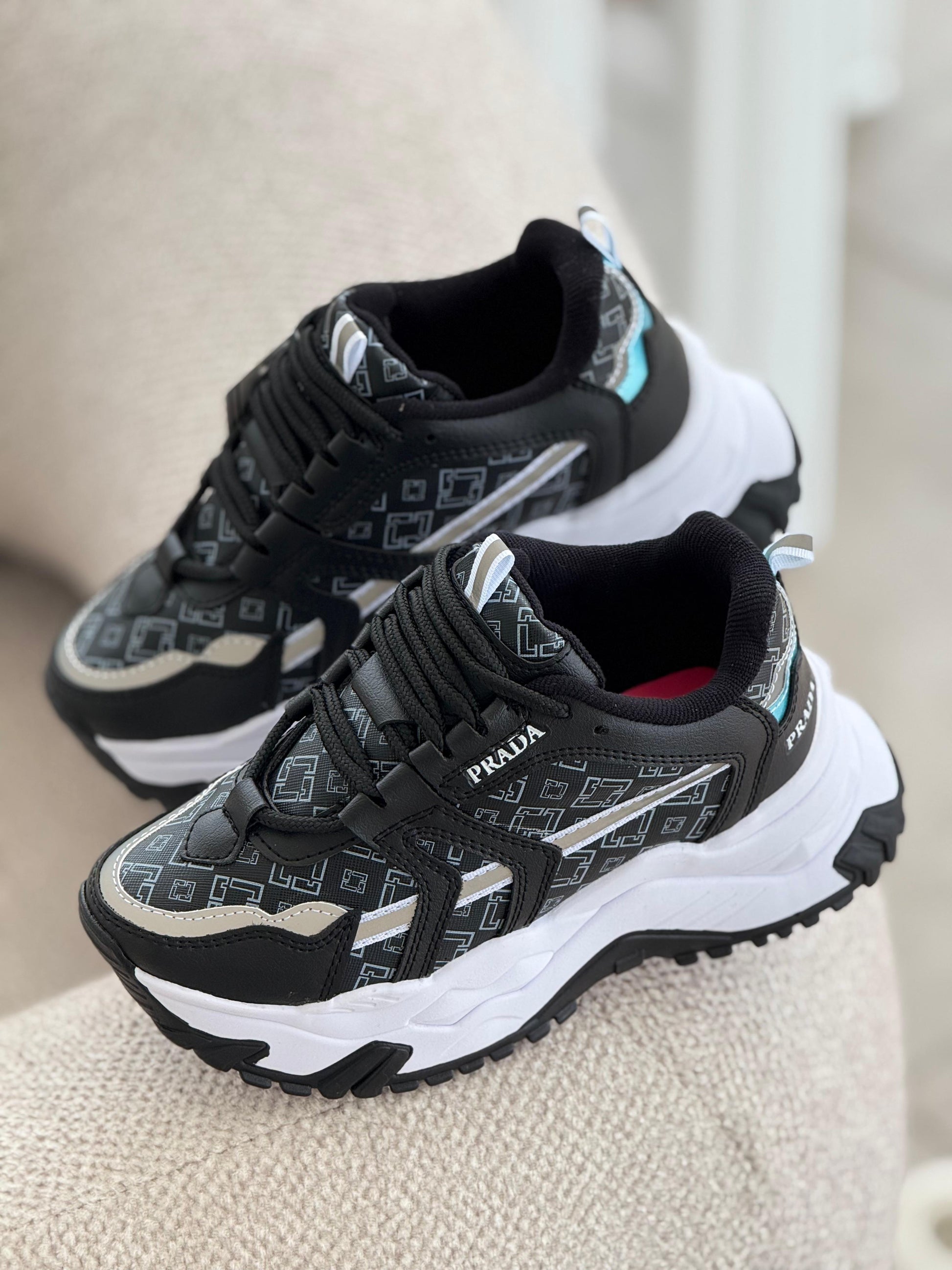 TENIS PRADA DAMA NEGRO