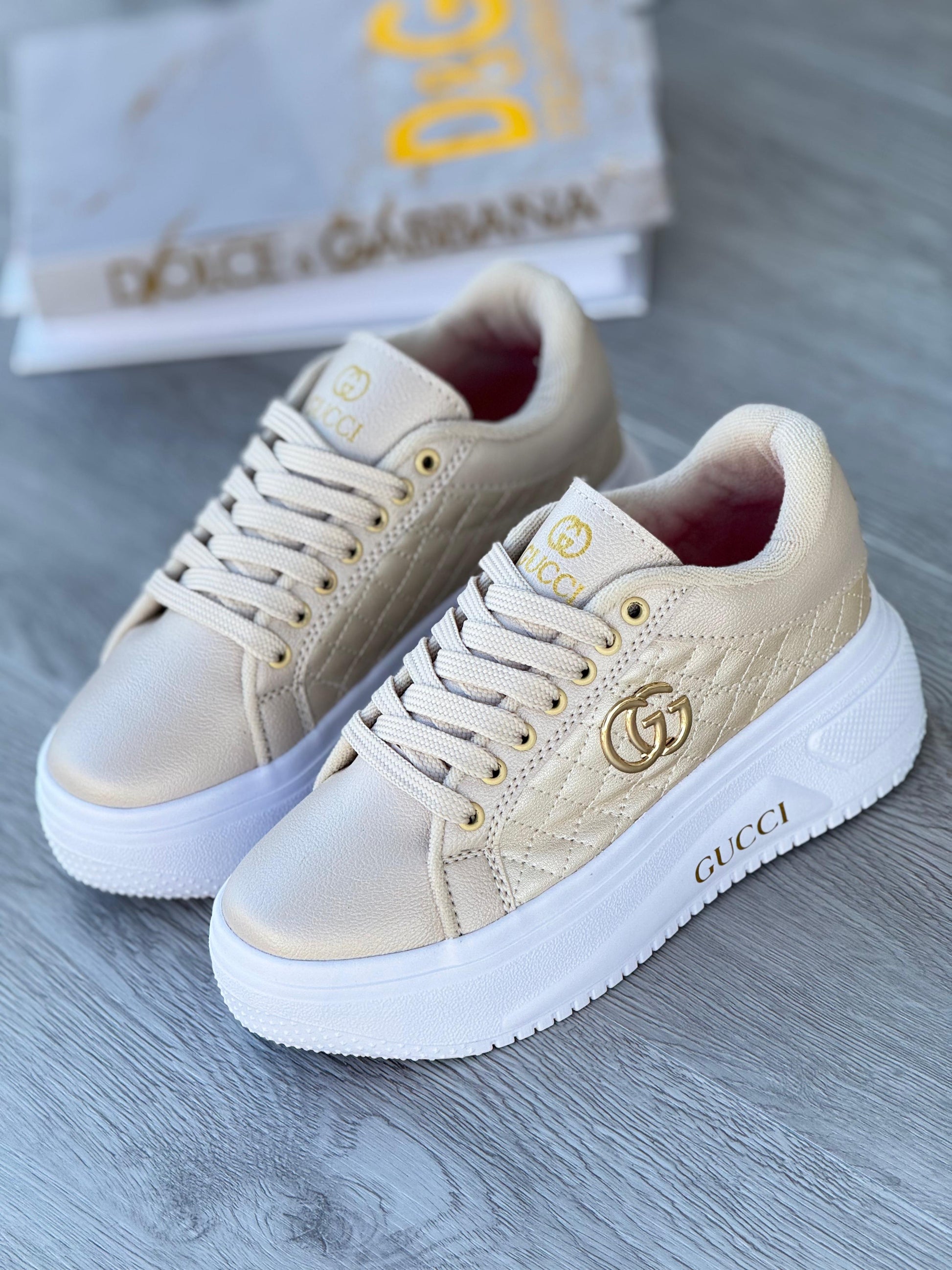 TENIS GUCCI DAMA BEIGE