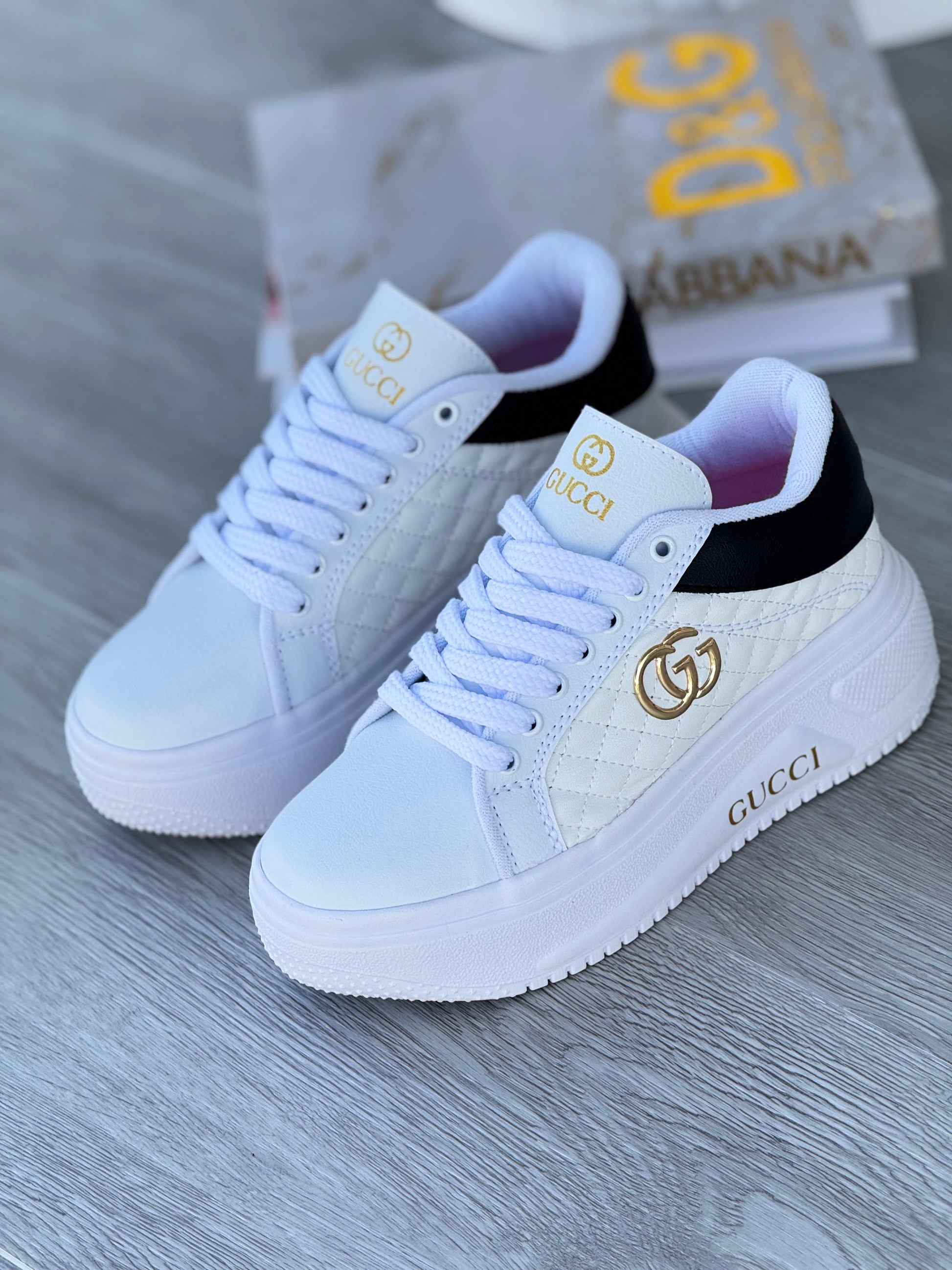 TENIS GUCCI DAMA BLANCO X NEGRO