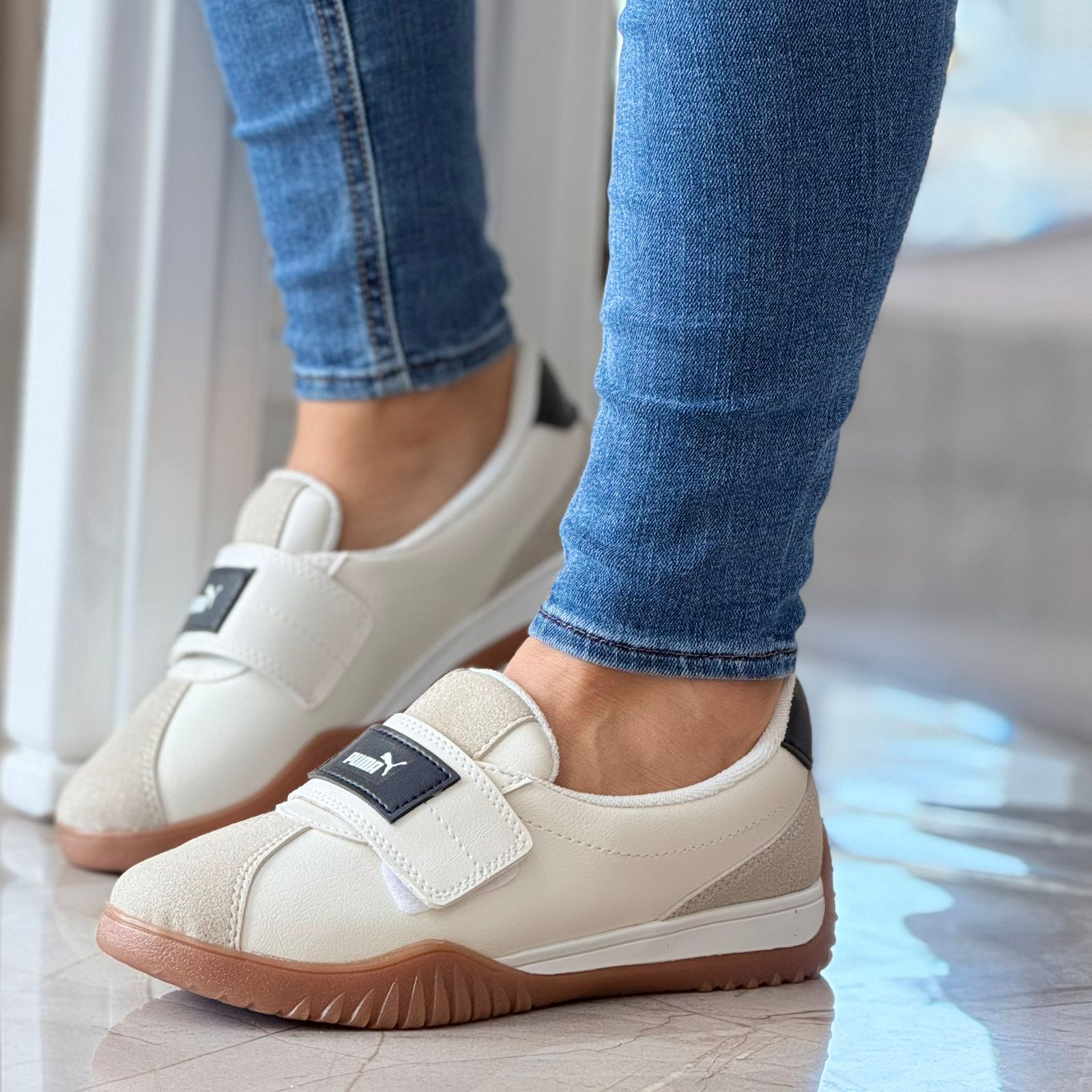 MAFALDA PUMA CON CIERRE PARA DAMA