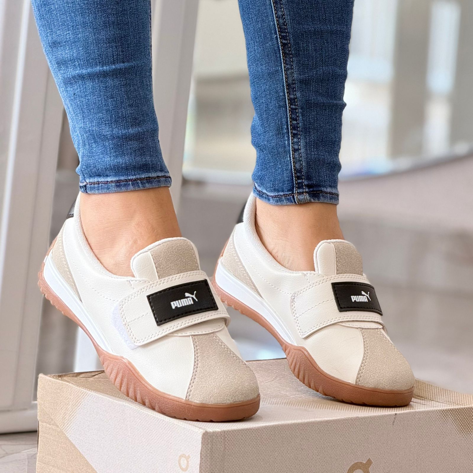 MAFALDA PUMA CON CIERRE